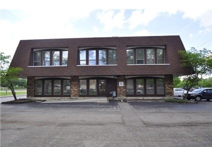 More Photos Of 95 W Grand Ave, Lake Villa Medical For Lease