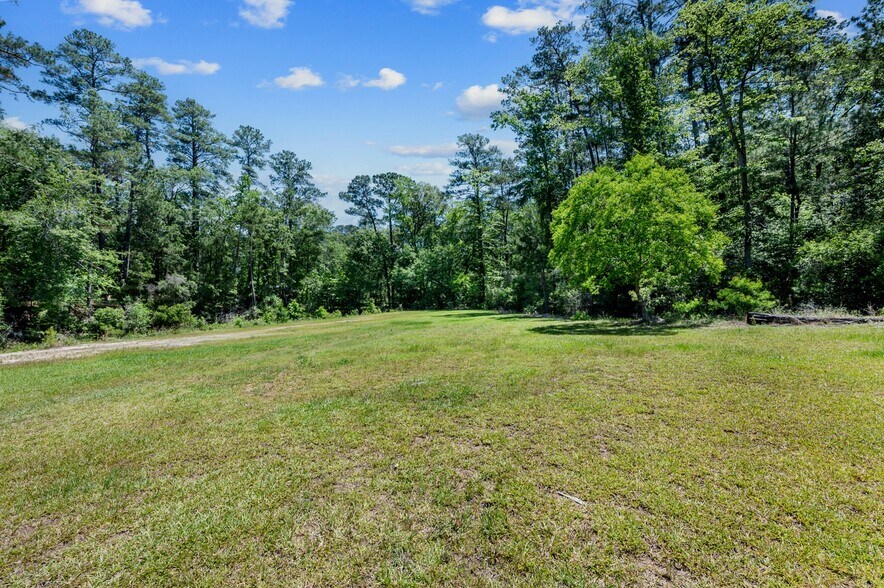 More Photos Of 3290 Sam Rayburn Parkway, Brookeland Land For Sale