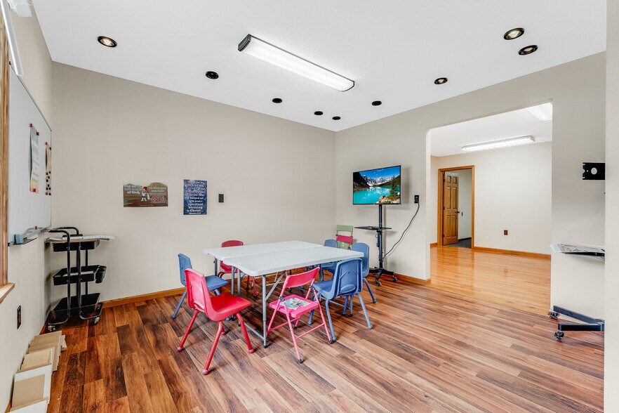 More Photos Of 1065 Greenbag Rd, Morgantown Industrial For Lease