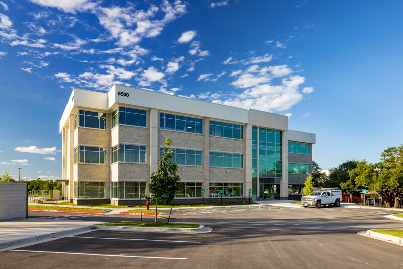 More Photos Of 9500 W Parmer Ln, Austin Unknown For Lease