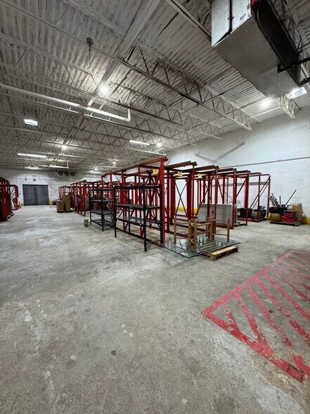 More Photos Of 8716 SE 15th St, Oklahoma City Distribution For Sale