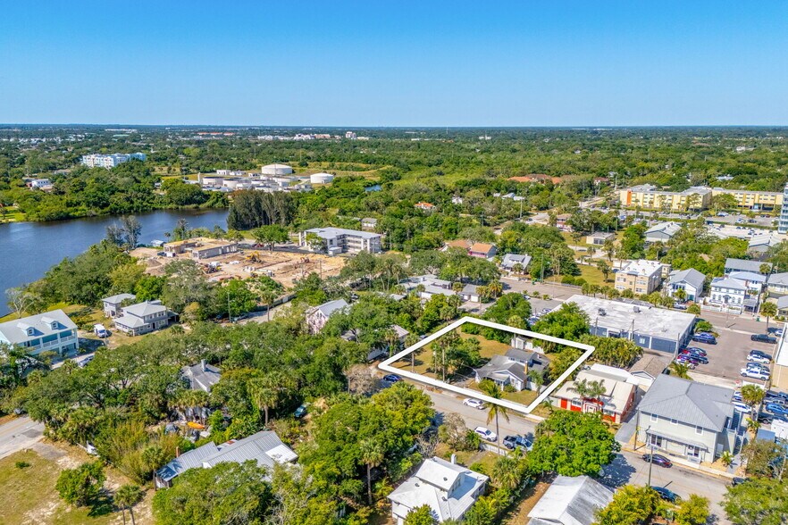 More Photos Of 2106 Vernon Pl, Melbourne Flex For Sale