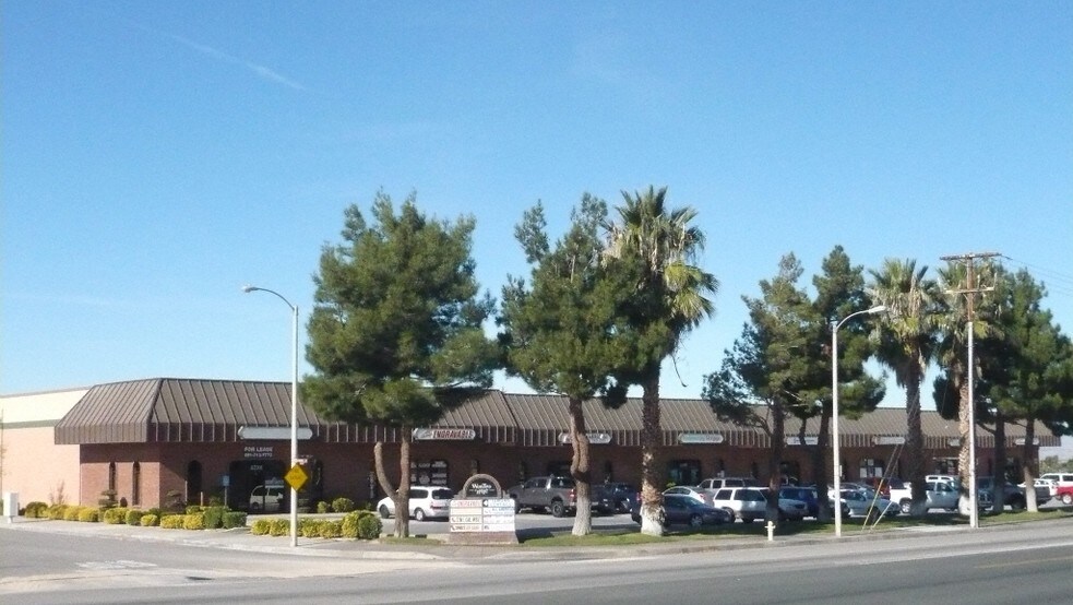 More Photos Of 42301-42325 10th St W, Lancaster General Retail For Sale