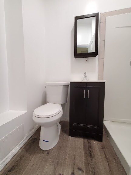 More Photos Of 595 Ocean Ave, Jersey City General Retail For Sale