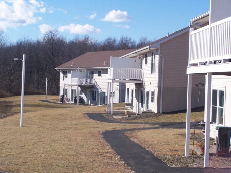 More Photos Of 251 Stanet Rd, Moscow Apartments For Sale