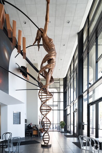 More Photos Of 2150 Shattuck Ave, Berkeley Office For Lease