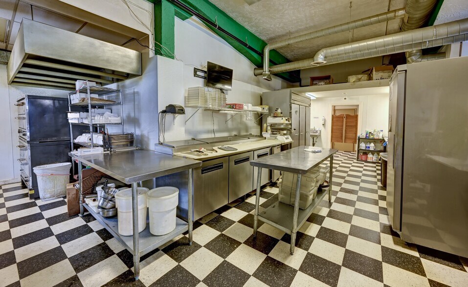 More Photos Of 10714 Main St, Mantua Storefront Retail Residential For Sale