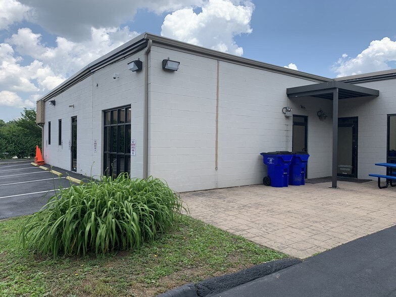 More Photos Of 2433 Regency Rd, Lexington Medical For Sale