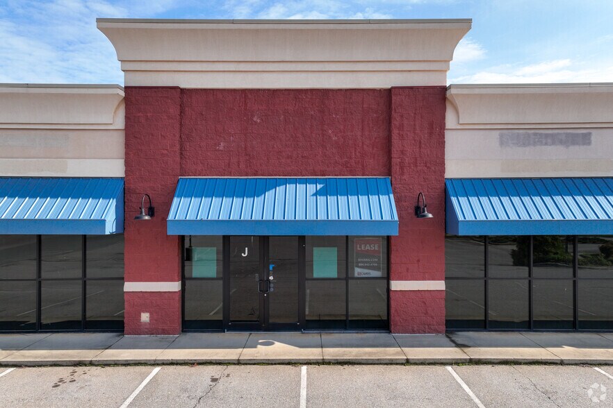 More Photos Of 2600 Dearing Ford Rd, Altavista Unknown For Lease