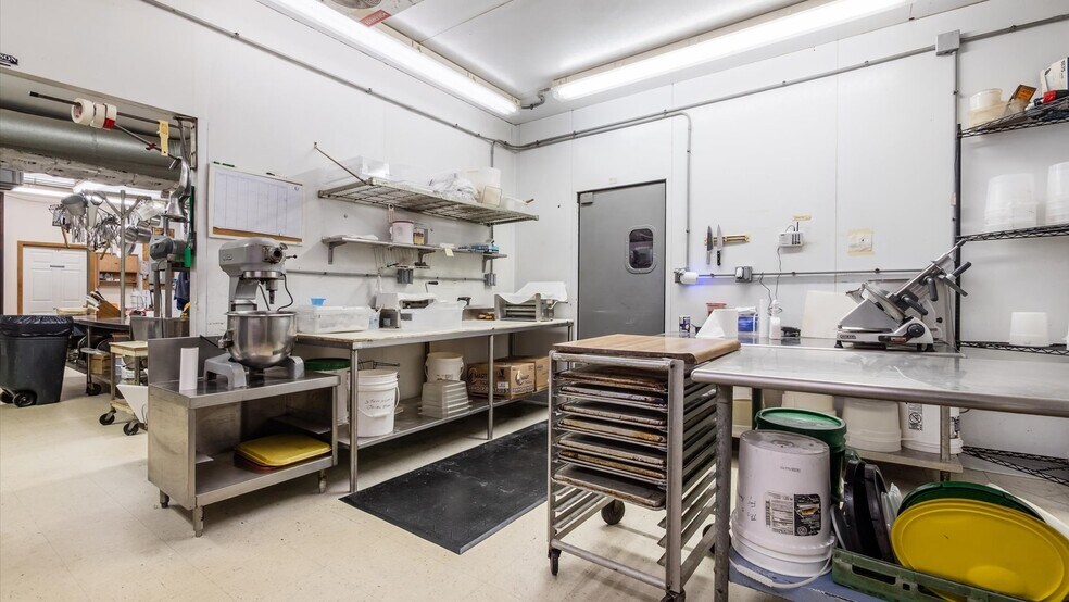 More Photos Of 2000 E Wheeling Ave, Cambridge Storefront For Sale