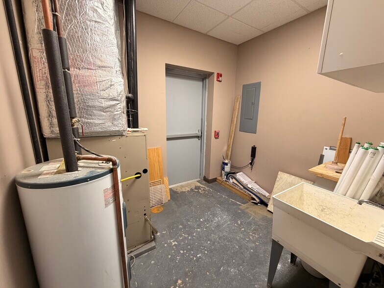 More Photos Of 4091 Route 8, Allison Park Freestanding For Lease