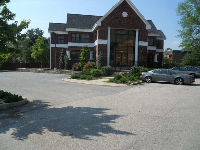 More Photos Of 1314 W Chester Pike, West Chester Office For Sale