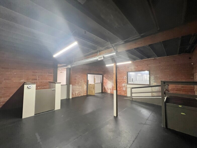 More Photos Of 415 NW 5th St, Oklahoma City Office For Sale