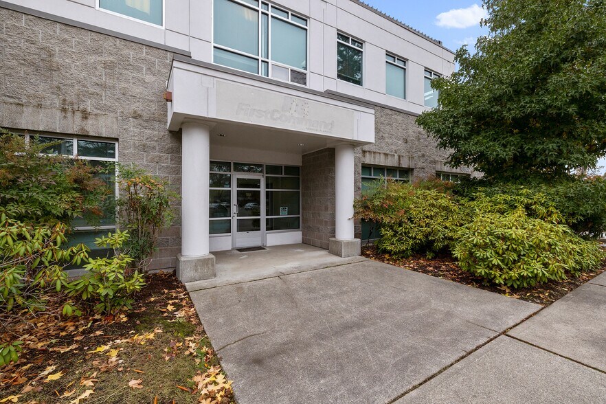More Photos Of 8820 59th Ave SW, Lakewood Office For Lease