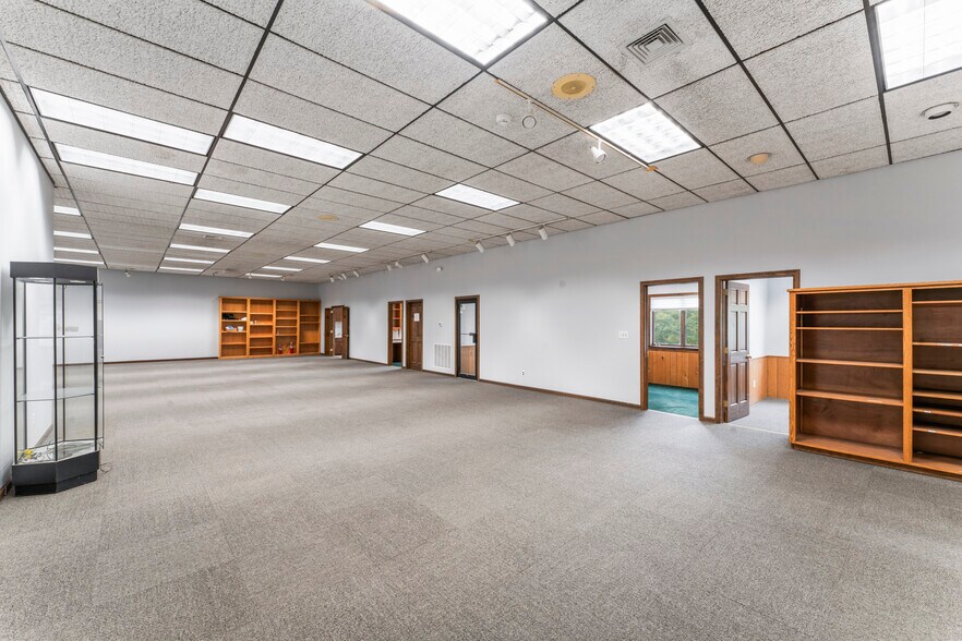 More Photos Of 1650 West St, Southington Storefront Retail Office For Sale