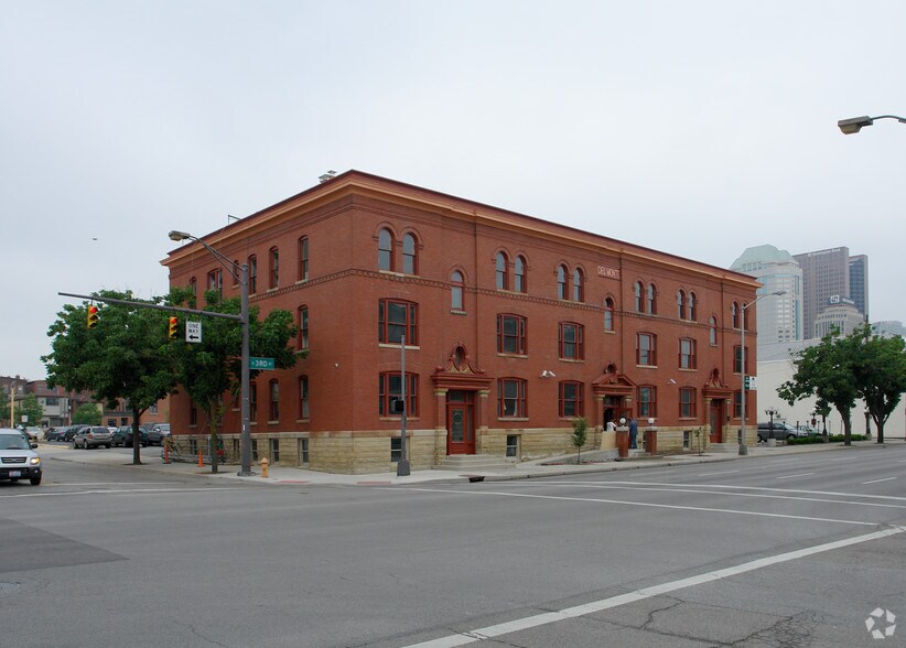 More Photos Of 341 S 3rd St, Columbus Coworking Space