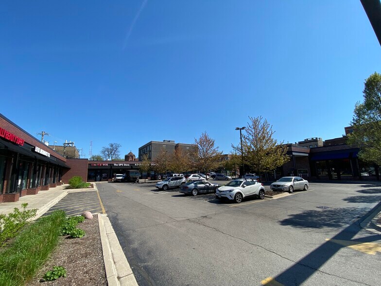 More Photos Of 2808-2820 W Armitage Ave, Chicago Unknown For Lease