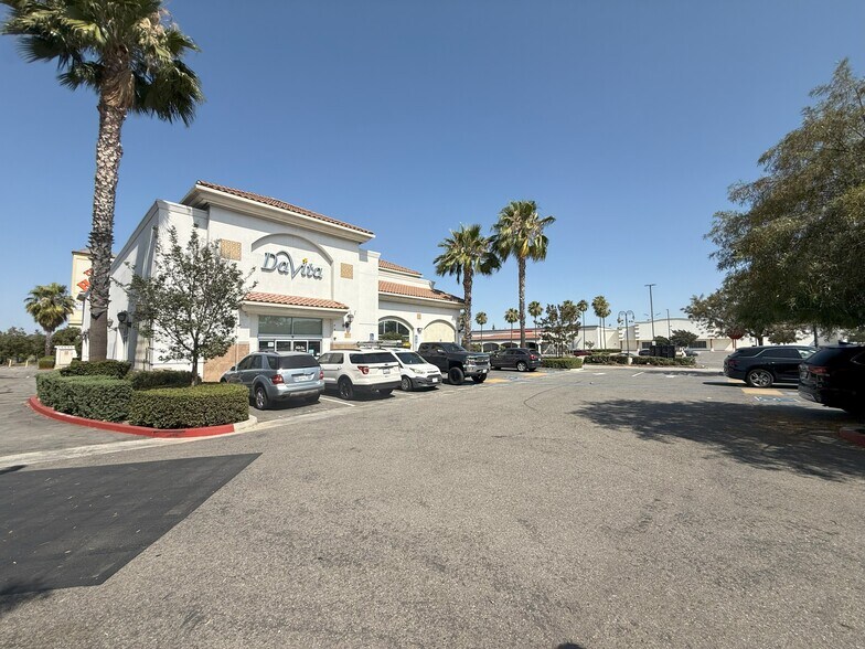 More Photos Of 2707-2735 S Towne Ave, Pomona Unknown For Lease