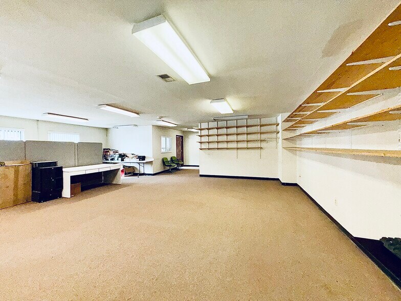 More Photos Of 272 Us Highway 206, Flanders Office For Sale