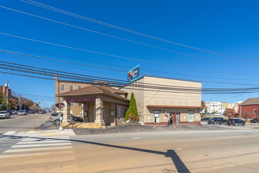 More Photos Of 9 Stewart St, Franklin Office For Sale