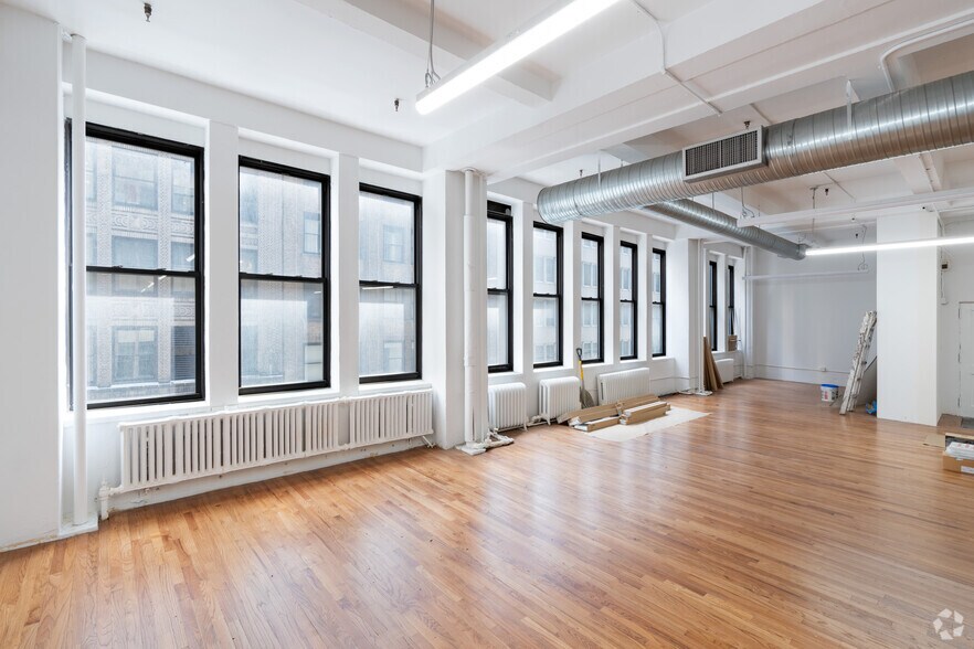 More Photos Of 10 E 38th St, New York Loft Creative Space For Lease