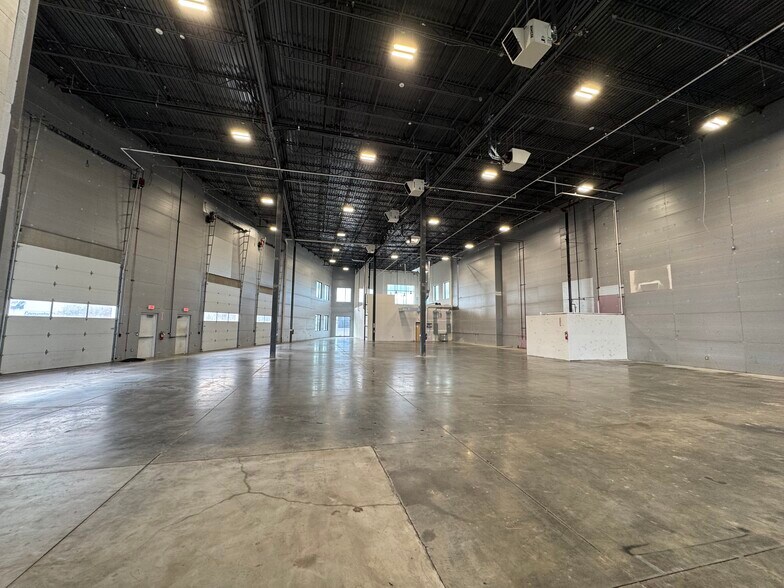 More Photos Of 4655 W California Ave, Salt Lake City Manufacturing For Lease