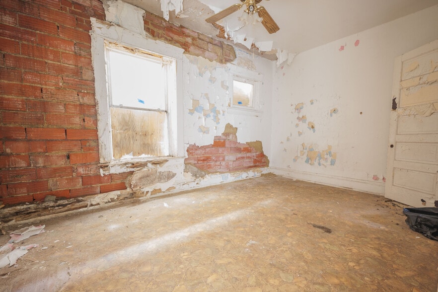 More Photos Of 1780 E 89th St, Cleveland Apartments For Sale