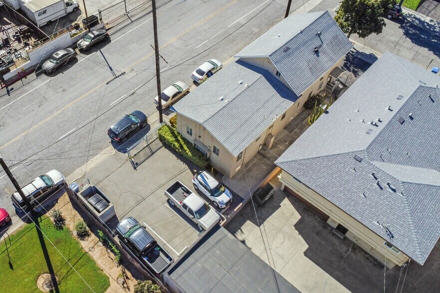 More Photos Of 252 S 7th St, Montebello Apartments For Sale