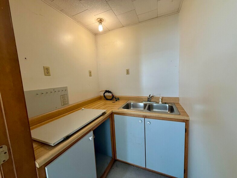 More Photos Of 1 Garvin Ave, Massena Medical For Sale