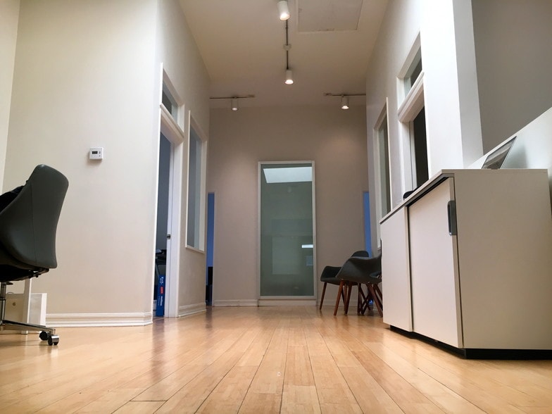 More Photos Of 119-131 Broadway, Santa Monica Office For Lease