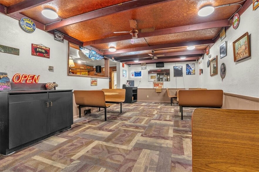 More Photos Of 3006 Lewis Run Rd, Clairton Restaurant For Sale