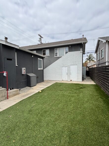 More Photos Of 727 Olive Ave, Long Beach Apartments For Sale