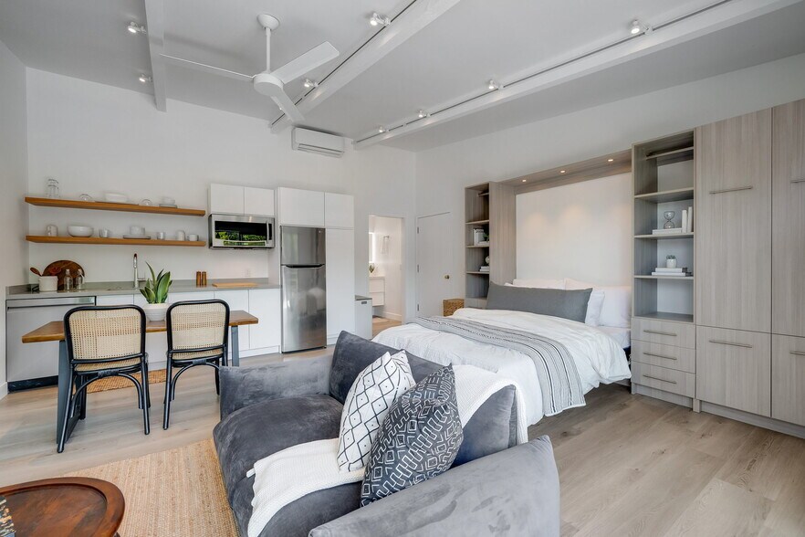 More Photos Of 2602 Pacific Ave, Venice Apartments For Sale