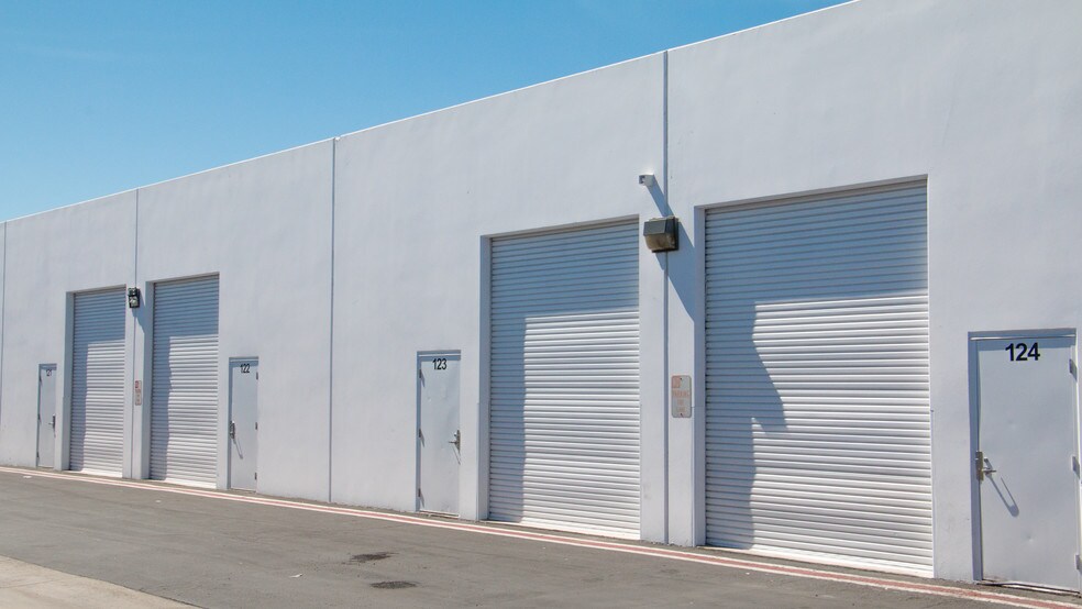 More Photos Of 14300 Elsworth St, Moreno Valley Warehouse For Lease