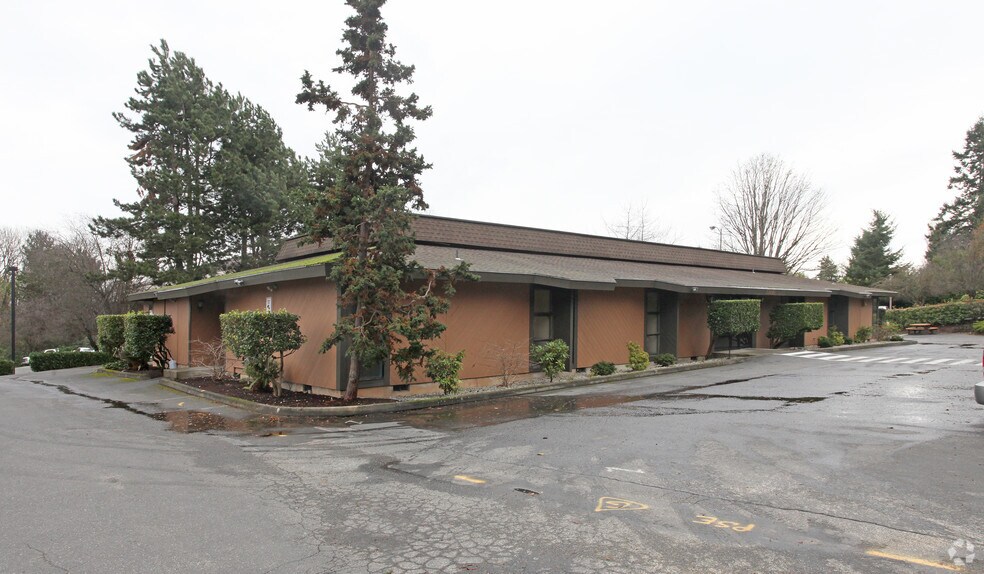 Primary Photo Of 13030 Military Rd S, Tukwila Unknown For Lease