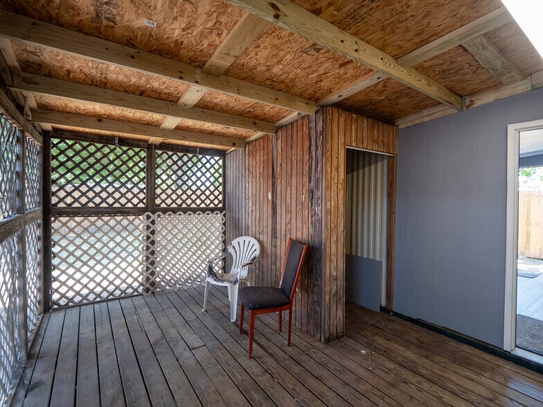 More Photos Of 420 W Johnson St, Norman Multifamily For Sale