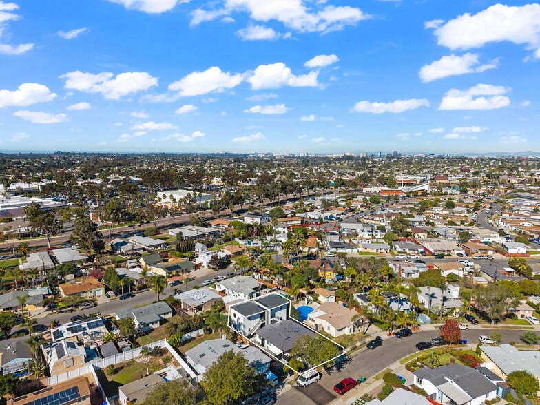 More Photos Of 4286 Samoset Ave, San Diego Multifamily For Sale