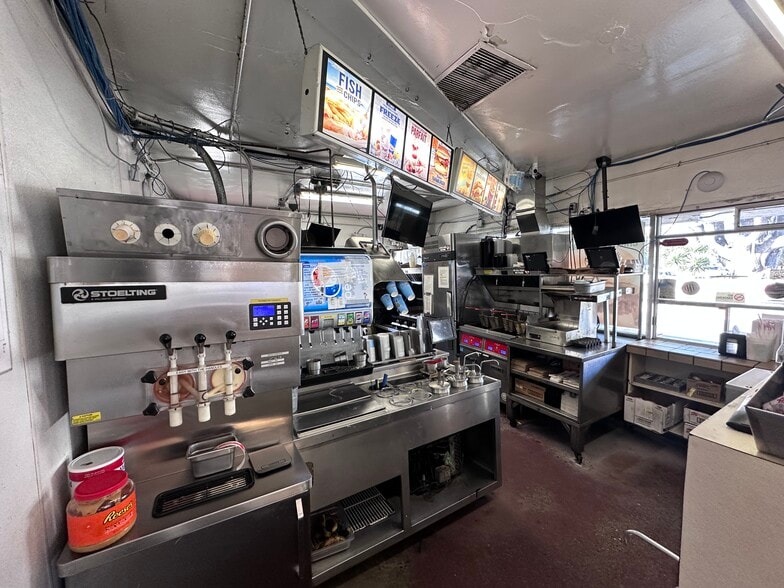 More Photos Of 229 Laurel St, Santa Cruz Restaurant For Sale