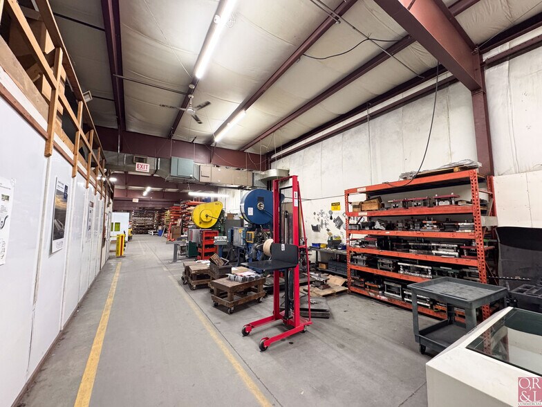 More Photos Of 10 Denlar Dr, Chester Manufacturing For Sale