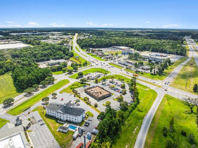 More Photos Of 1000 E Highway 80 E, Pooler Restaurant For Sale