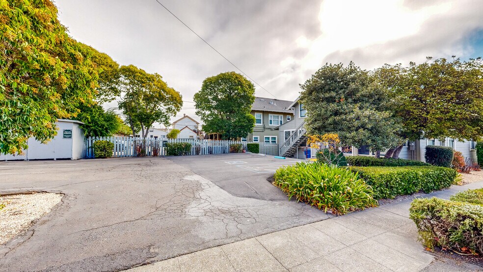 More Photos Of 320 Washington St, Petaluma Office For Sale