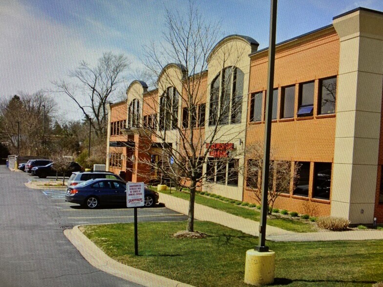 More Photos Of 1785 W Stadium Blvd, Ann Arbor Office For Lease