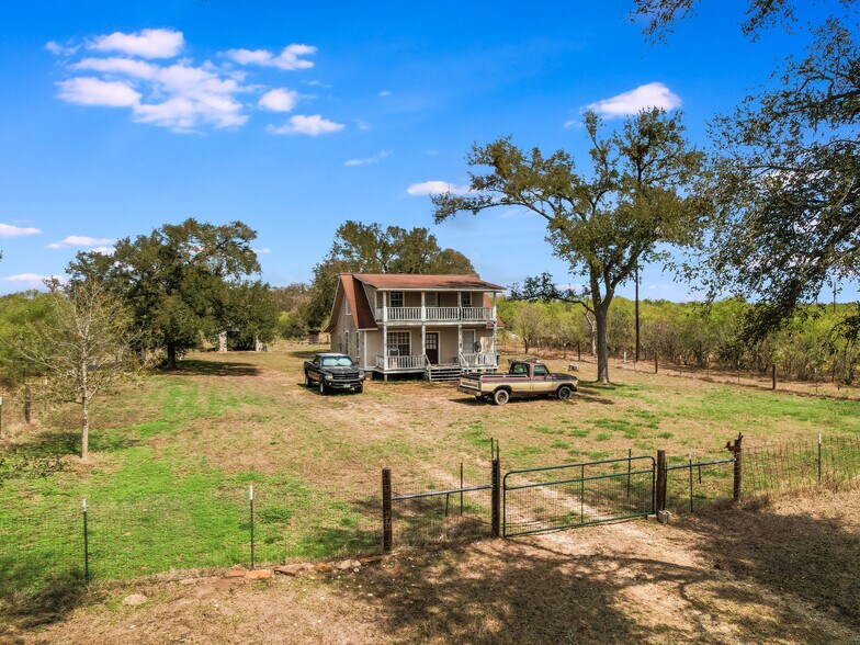 More Photos Of 1428 Highway 21 W, Cedar Creek Land For Sale