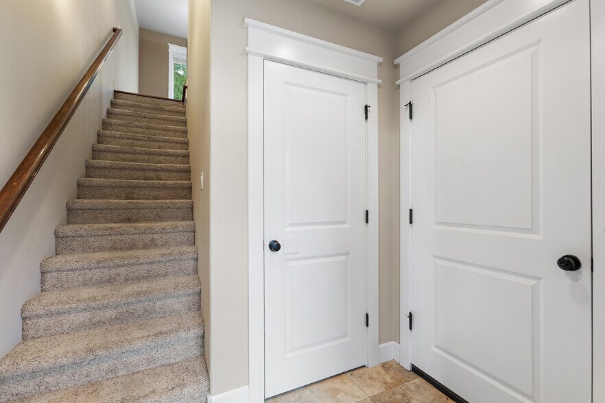 More Photos Of 9414 SE Causey Ave, Happy Valley Apartments For Sale