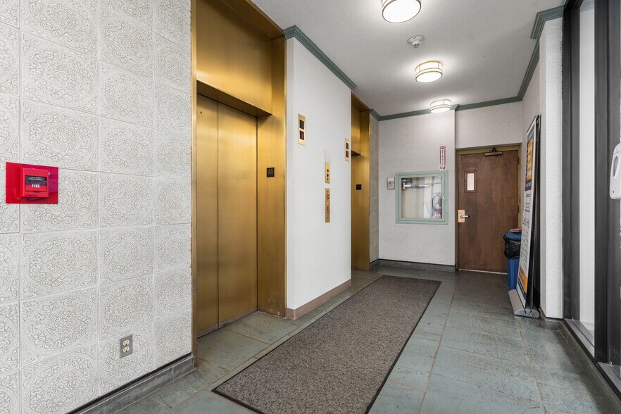 More Photos Of 56 S Washington St, Valparaiso Office For Lease