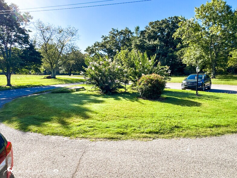 More Photos Of 109 Meyer Farm Rd, Arnoldsville Specialty For Sale
