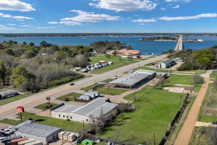 More Photos Of 2824 W Main St, Gun Barrel City General Retail For Lease