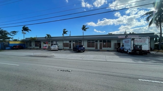 More Photos Of 3658-3674 Davie Blvd, Fort Lauderdale General Retail For Sale
