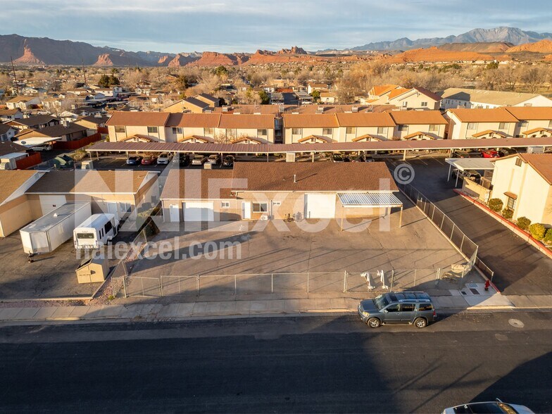 More Photos Of 1826 W 1020 N, St George Warehouse For Lease