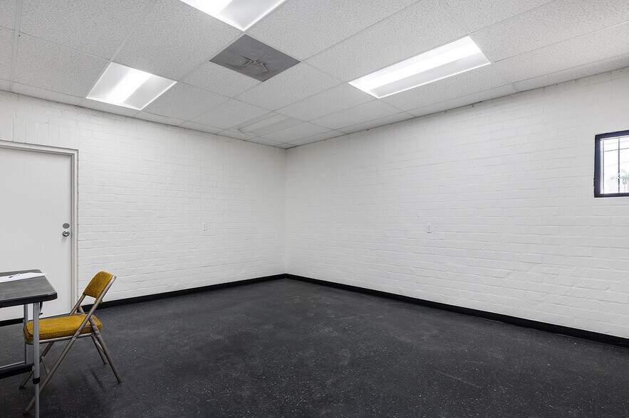 More Photos Of 12300 Denholm Dr, El Monte Warehouse For Sale